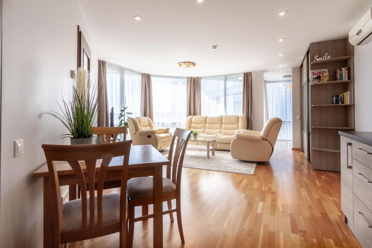 Elija Swan-Toy Apartments Šventoji Extérieur photo